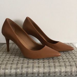 Calvin Klein pumps